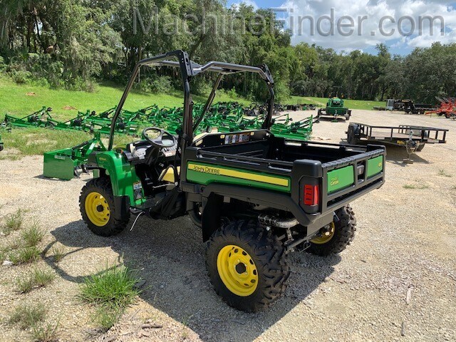2020 John Deere 825E Image 2