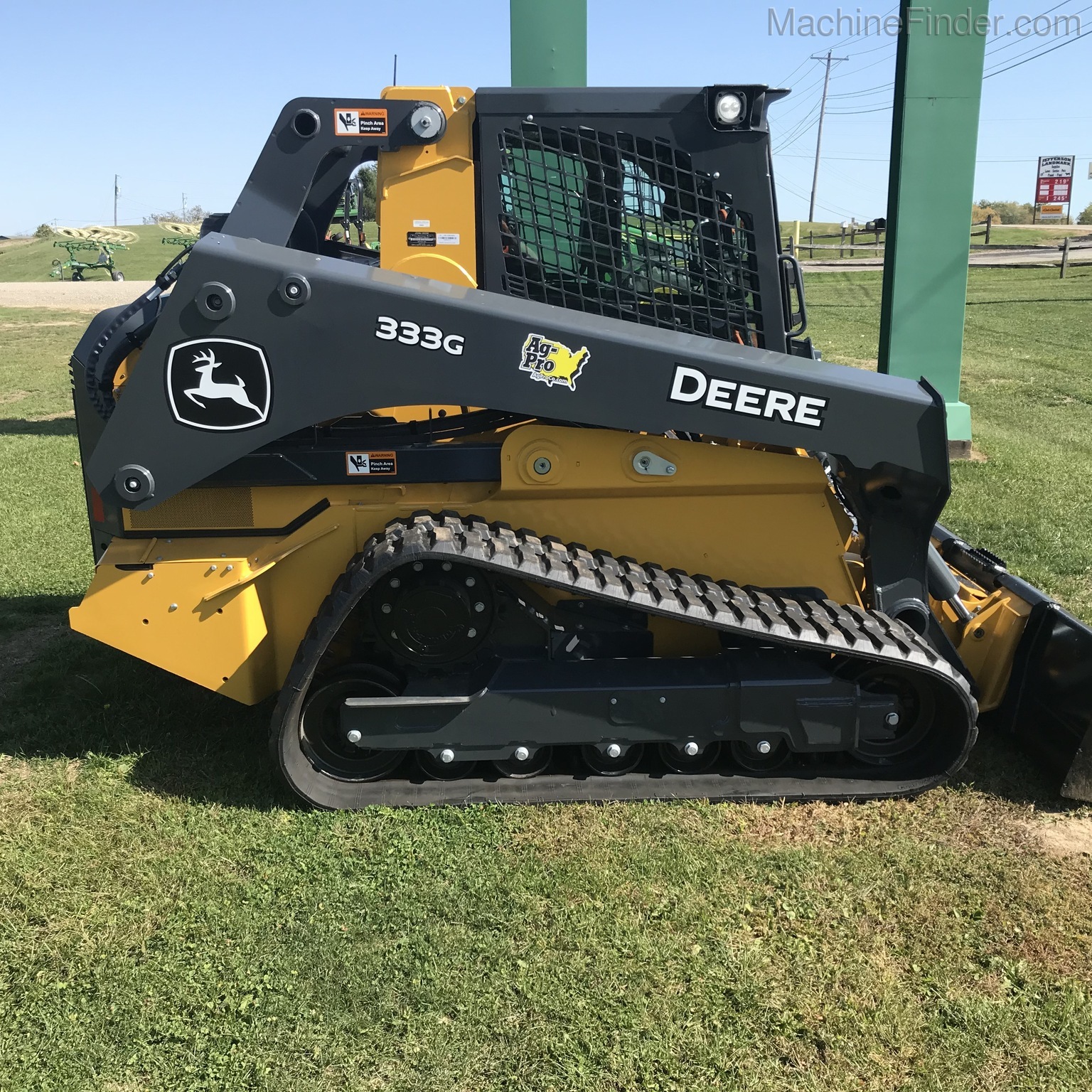 2020 John Deere 333G Image 1