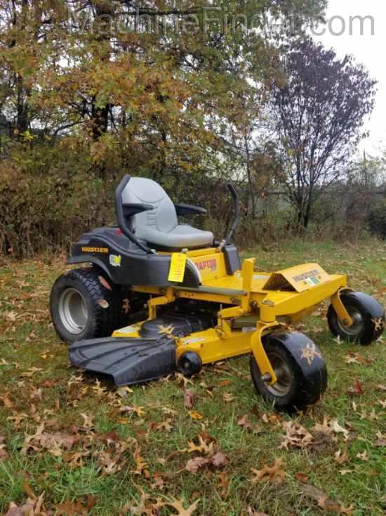 2015 Hustler RAPTOR  SD 54 Image 3