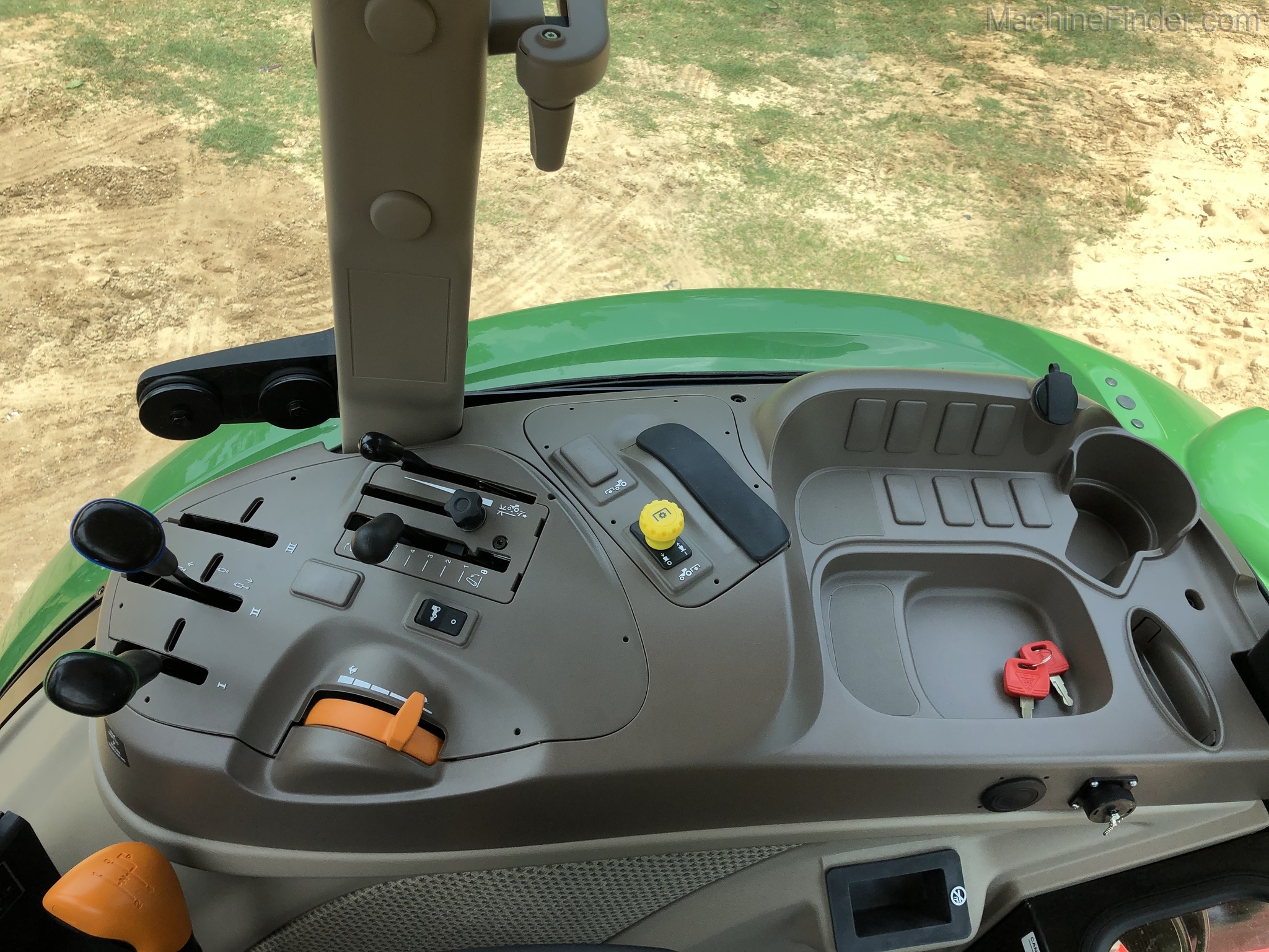 2020 John Deere 5100E Image 10