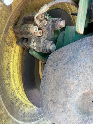 John Deere R4140I image 12