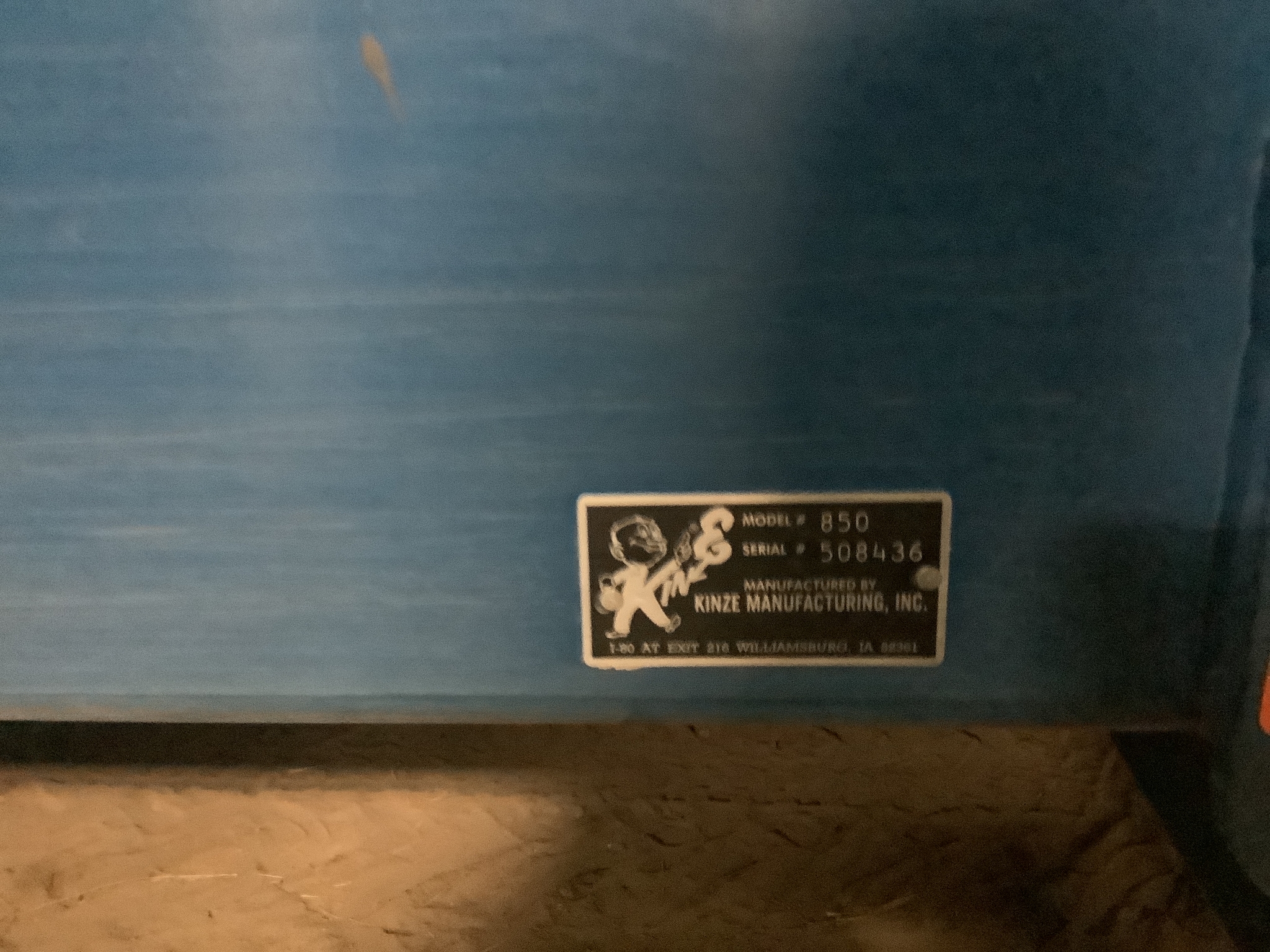 2011 Kinze 850 Image 7