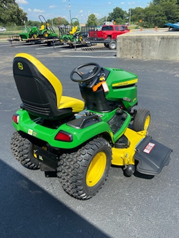 2023 John Deere X580 Image 9