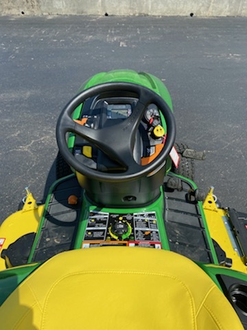 2023 John Deere X580 Image 4