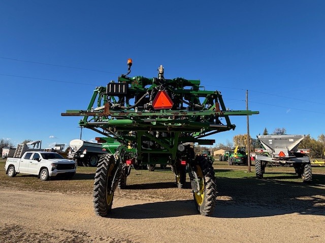 2017 John Deere R4038 Image 5