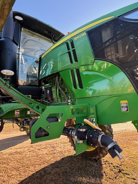 2017 John Deere R4038 Image 10