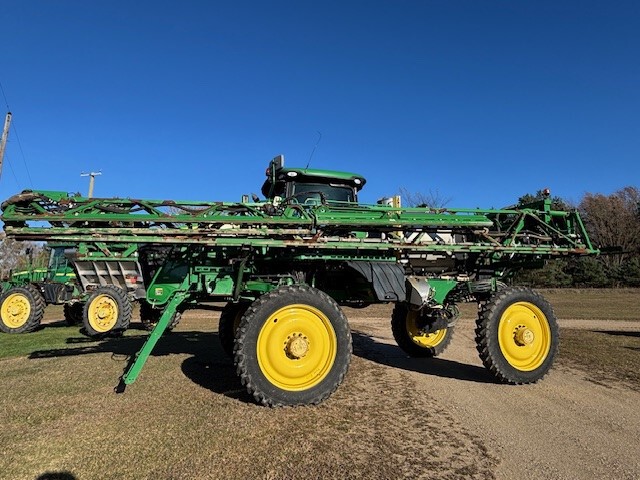 2017 John Deere R4038 Image 2
