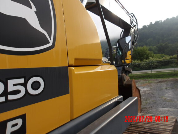 2023 John Deere 250 P-Tier