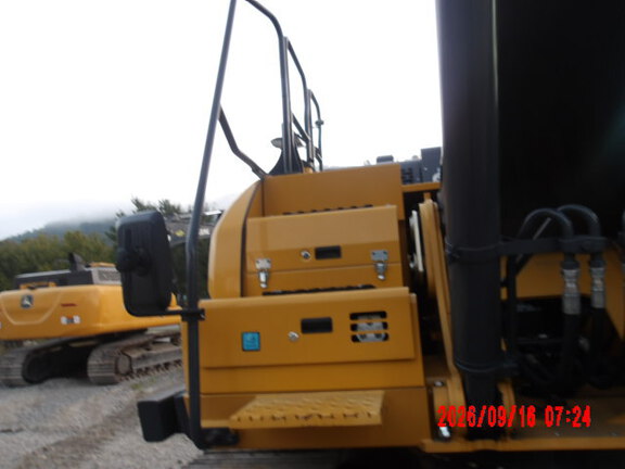 2023 John Deere 250P