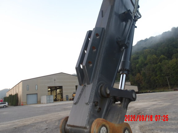 2023 John Deere 250P