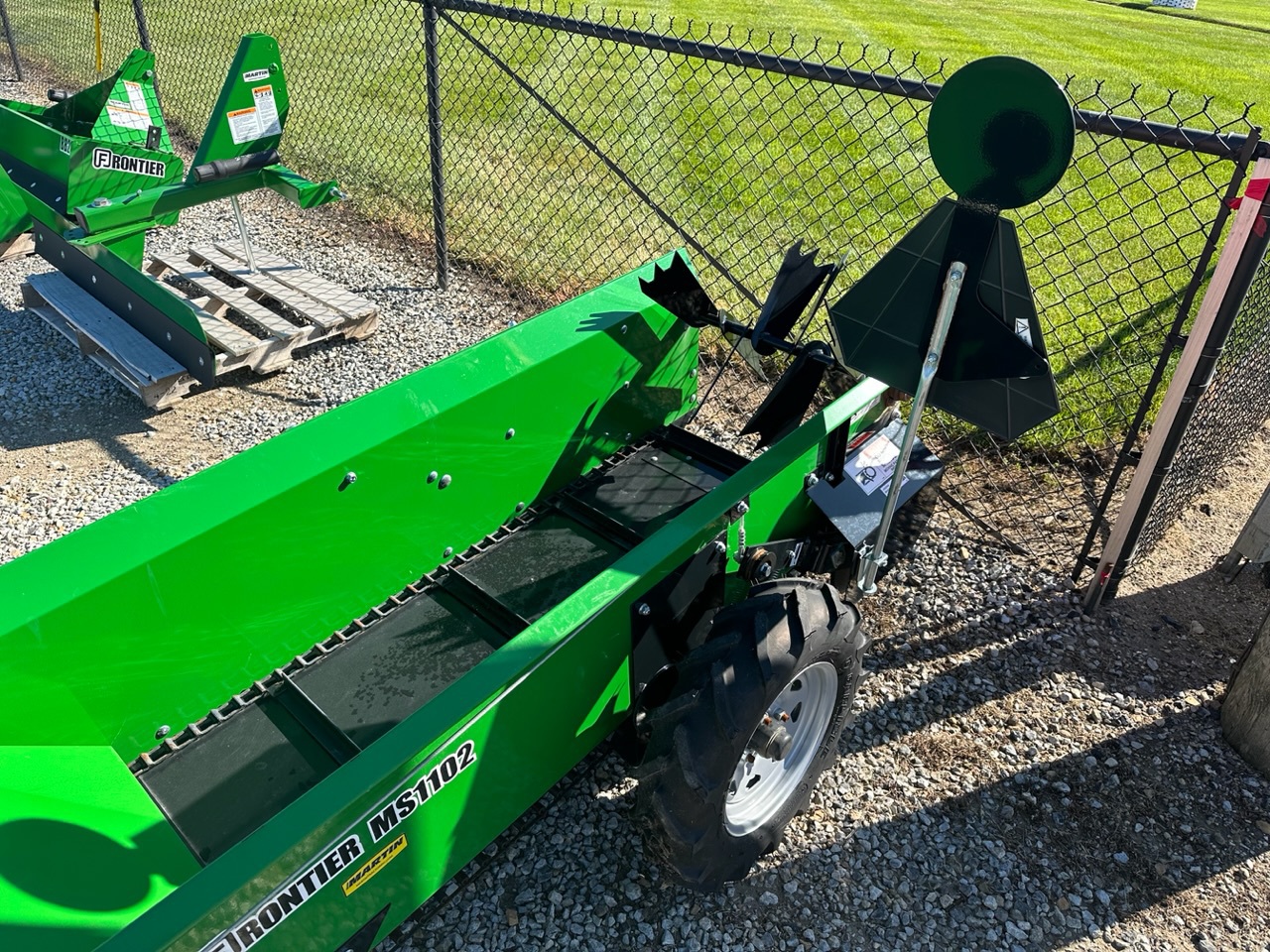  2022 Frontier MS1102G at Heritage Tractor in Roanoke, IL