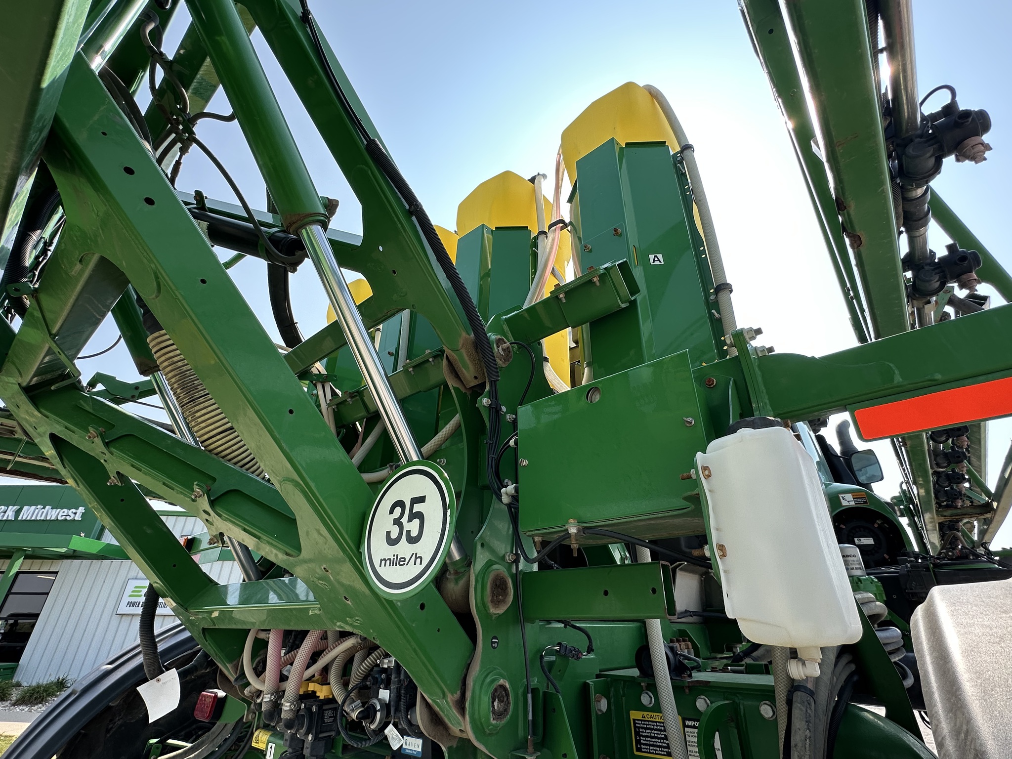 2017 John Deere R4038 Image 16