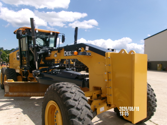 2024 John Deere 672G
