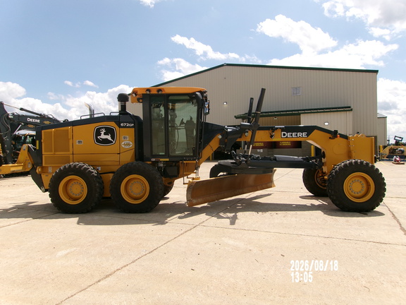 Photo of 2024 John Deere 672G