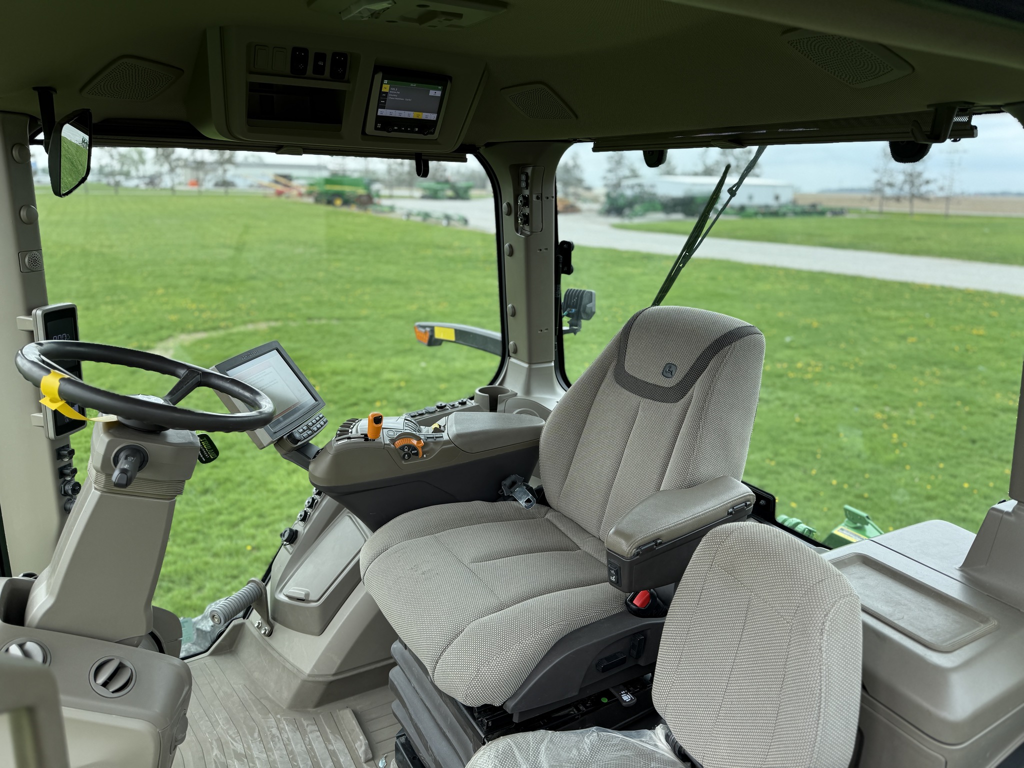 2021 John Deere 8RT 370 Image 23