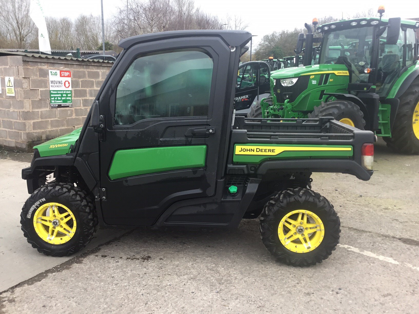 2022 John Deere XUV865M