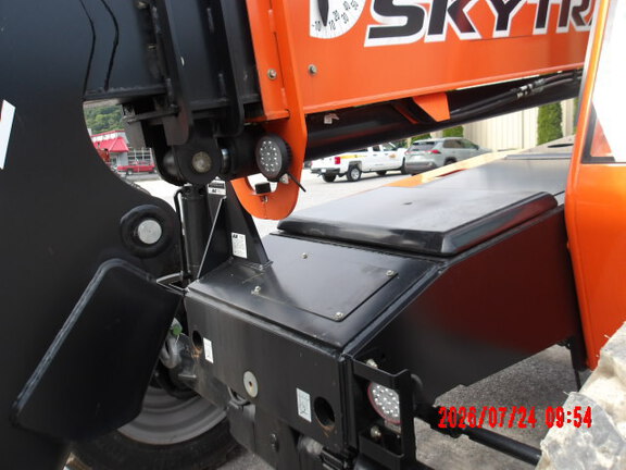 2024 Skytrak 8042