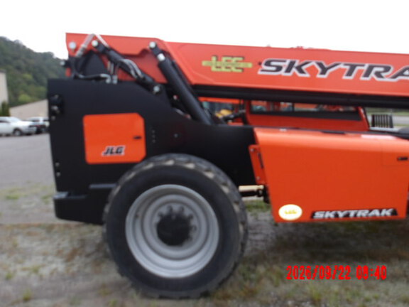 2024 Skytrak 8042