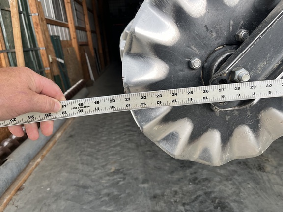 Used 2019 Kinze 3600 Planters: Drawn at Koenig Equipment in Rushville, IN - Photo10