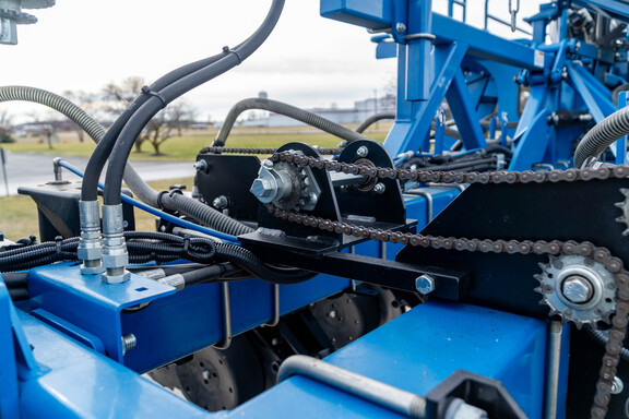 Used 2019 Kinze 3600 Planters: Drawn at Koenig Equipment in Anna, OH - Photo19