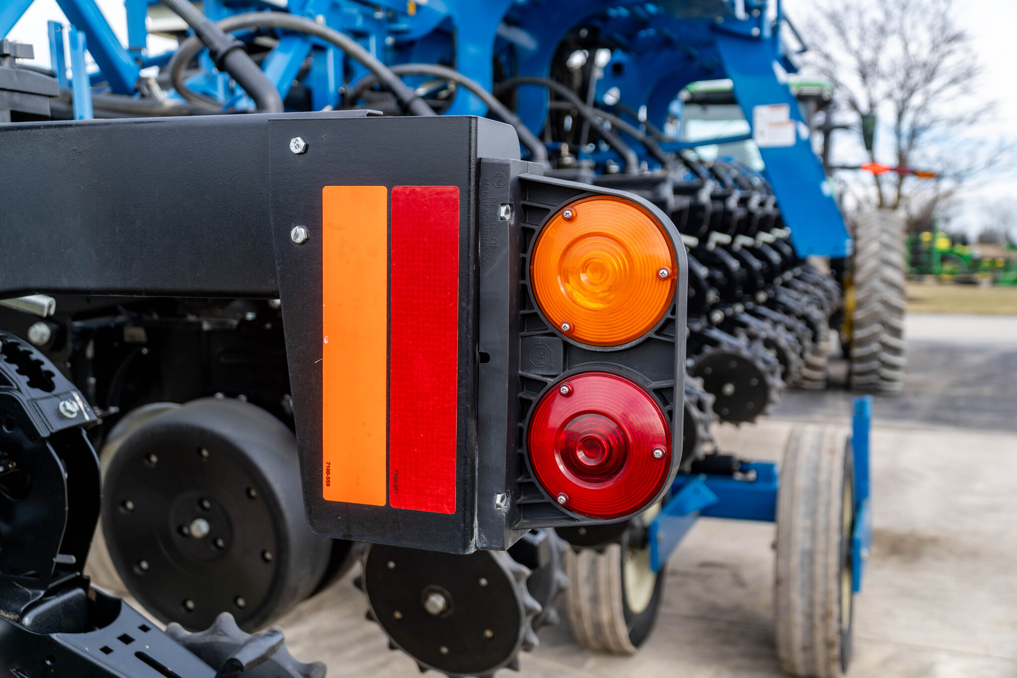 Used 2019 Kinze 3600 Planters: Drawn at Koenig Equipment in Anna, OH - PhotoXL26