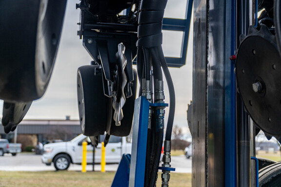 Used 2019 Kinze 3600 Planters: Drawn at Koenig Equipment in Anna, OH - Photo10