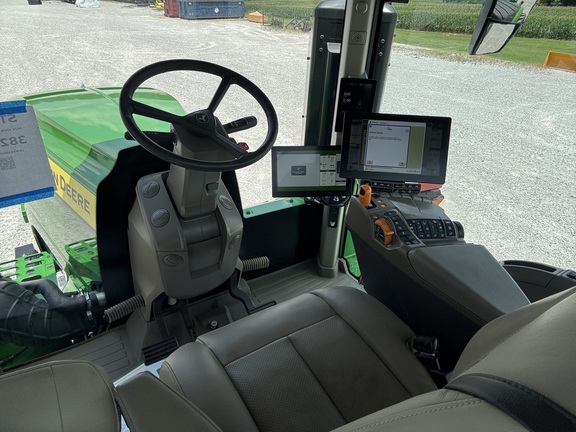 Photo of 2024 John Deere 9RX 640