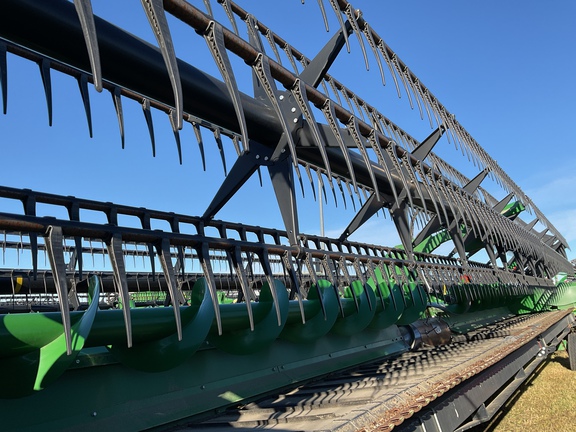 Used 2019 John Deere 740FD Combine Platforms at Horizon Ag & Turf in Westlock, AB - Photo5