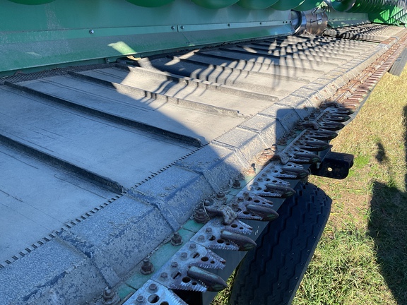 Used 2019 John Deere 740FD Combine Platforms at Horizon Ag & Turf in Westlock, AB - Photo6