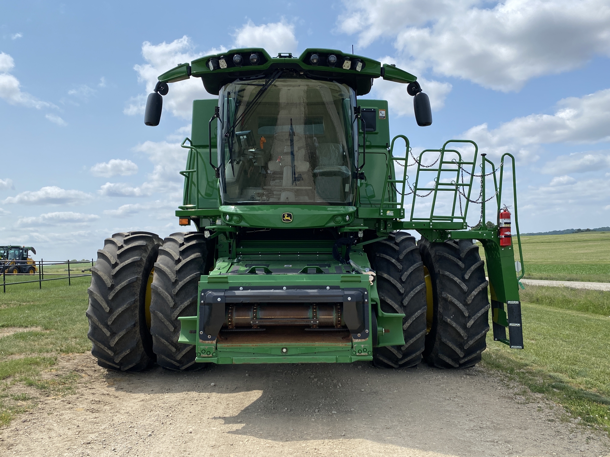 2024 John Deere S790 Image 2