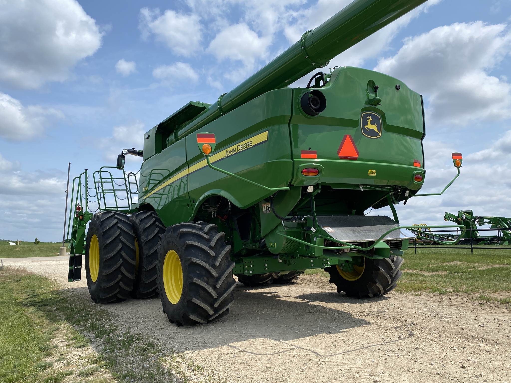 2024 John Deere S790 Image 8