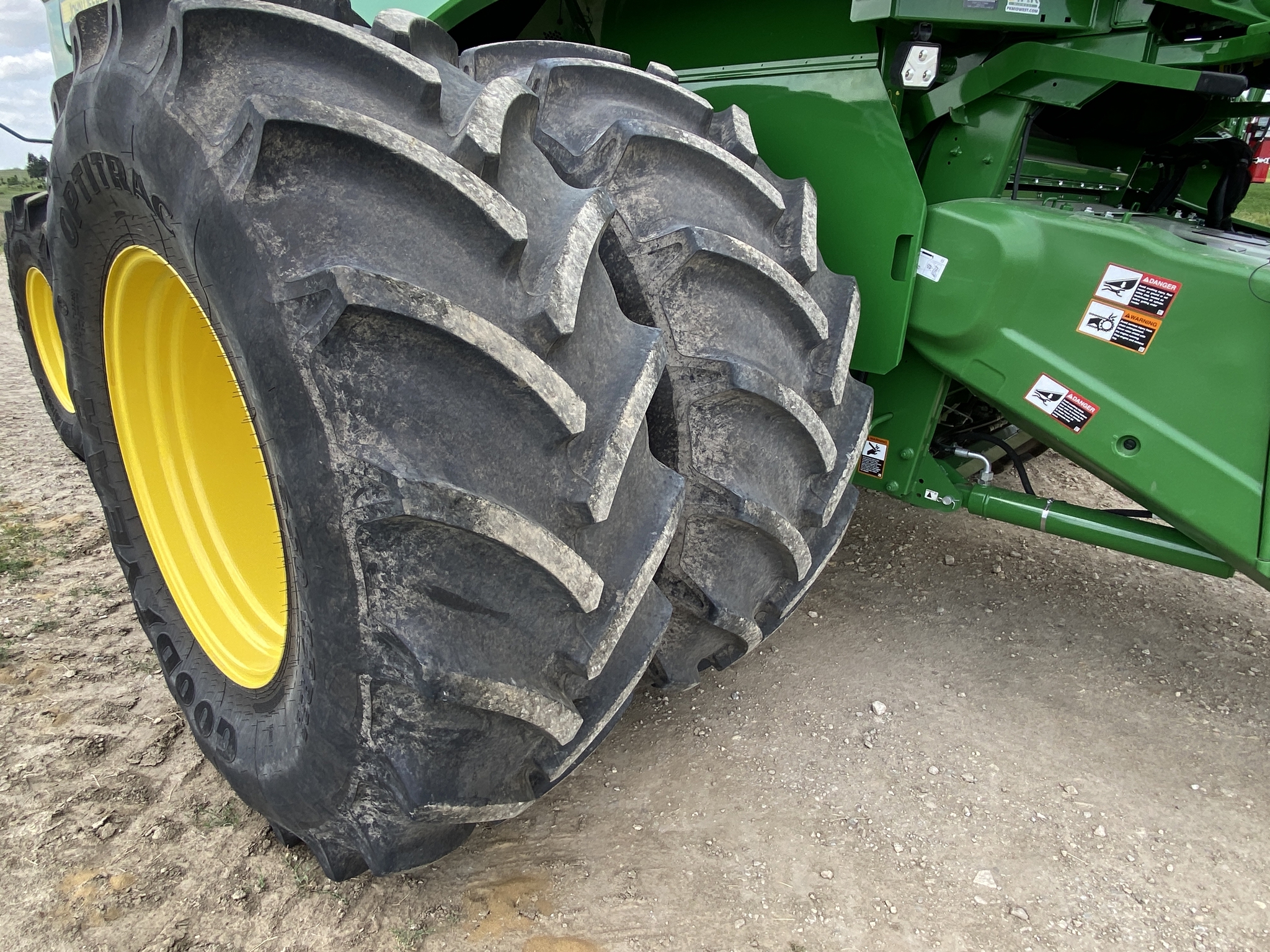 2024 John Deere S790 Image 24