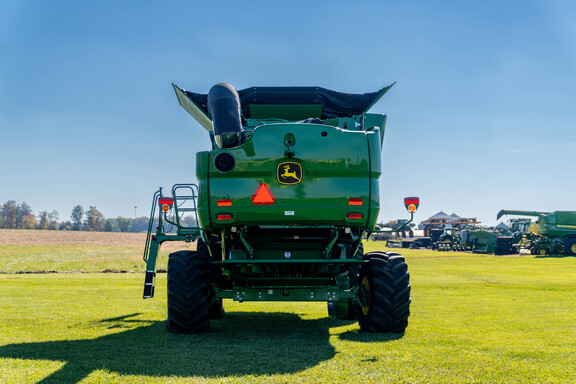 Used 2023 John Deere S760 Combines at Koenig Equipment in Anna, OH - Photo3