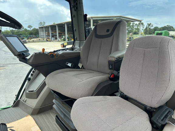 2023 John Deere 8R 280 Photo 5