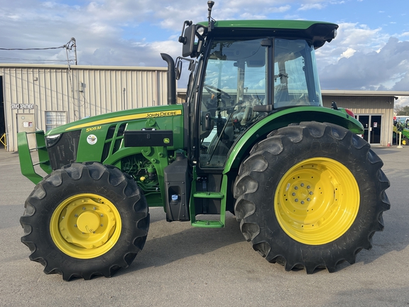 2023 John Deere 5105M Photo 10