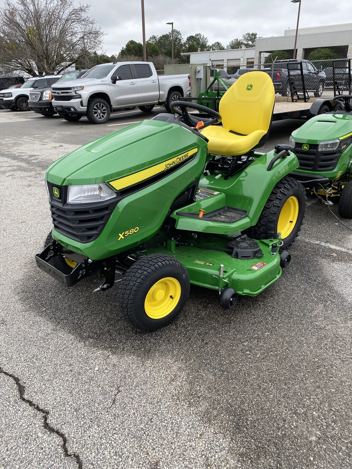 2025 John Deere X580 Image 1