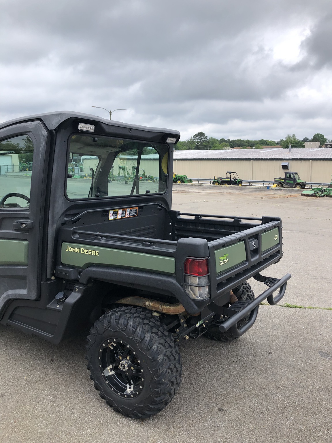 2018 John Deere XUV 835R Image 4
