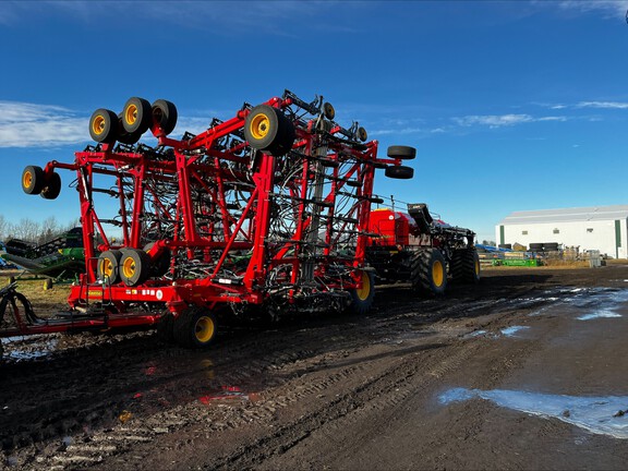 2025 Vaderstad 8412