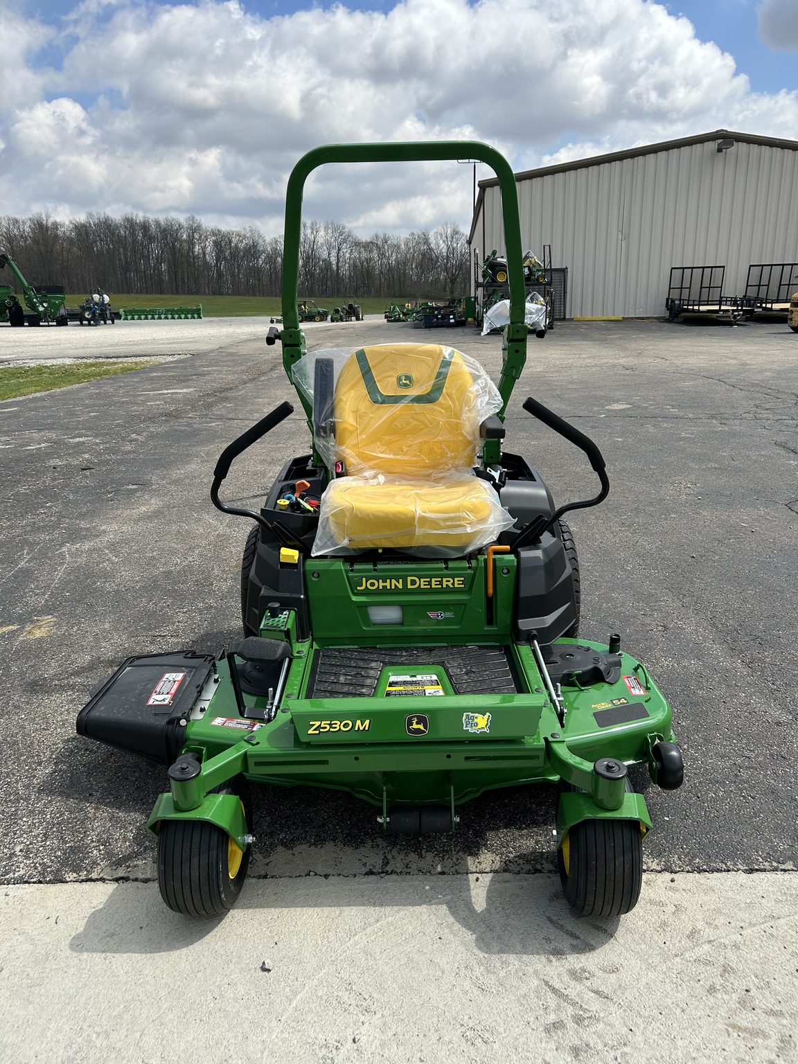 2025 John Deere Z530M Image 3