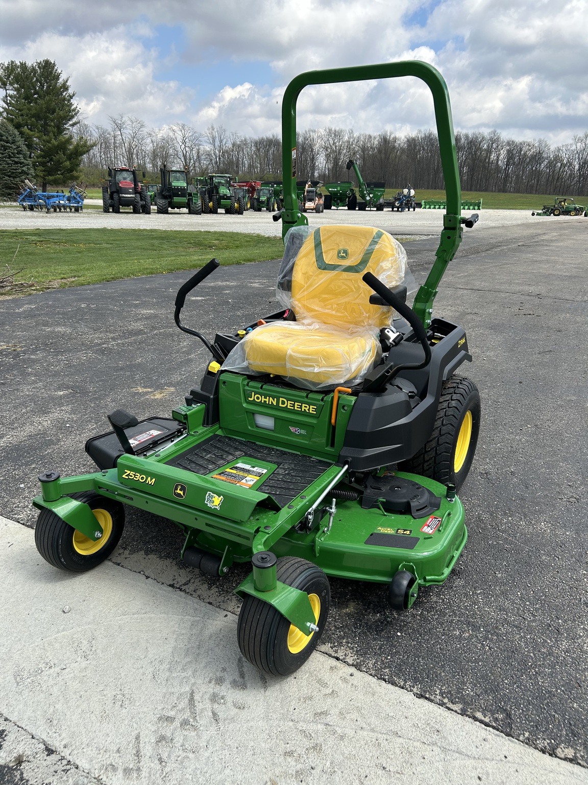2025 John Deere Z530M Image 2