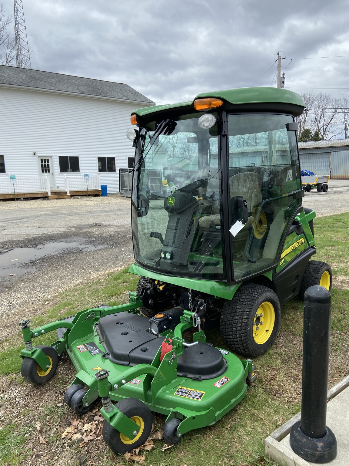 2021 John Deere 1575 Image 1
