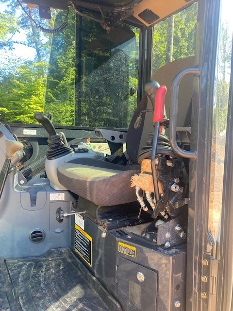 2020 John Deere 50G Image 3