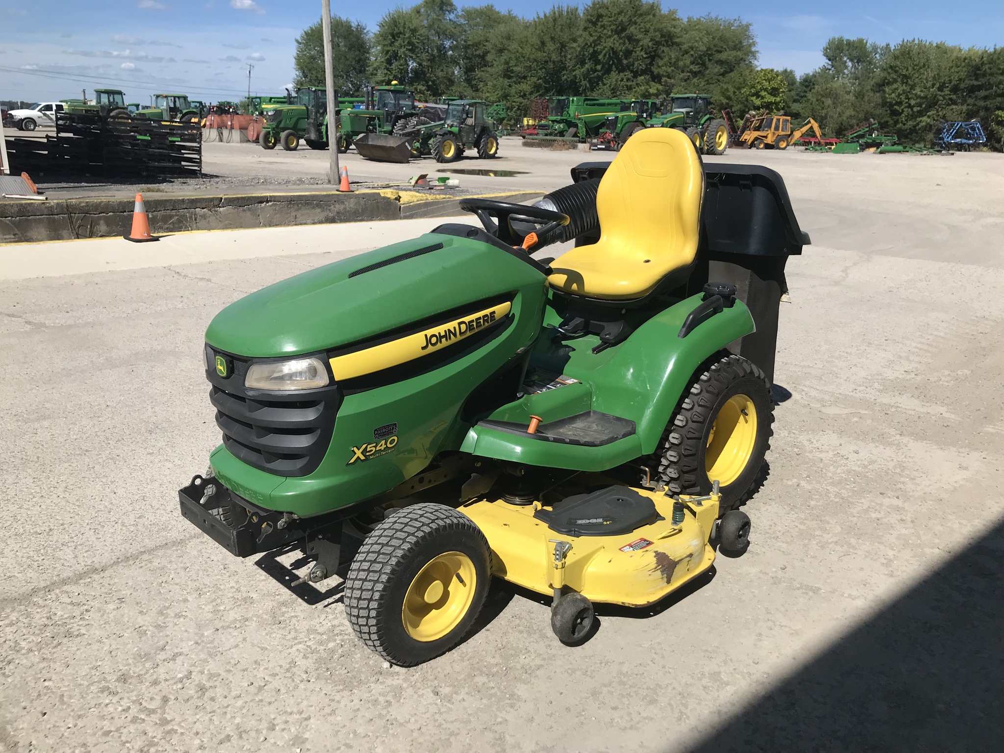 2013 John Deere X540 Image 1
