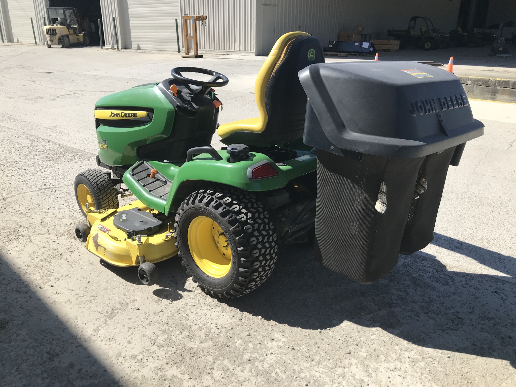 2013 John Deere X540 Image 7