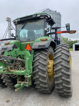 Photo of 2021 John Deere 8R 310