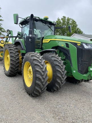 Photo of 2021 John Deere 8R 310