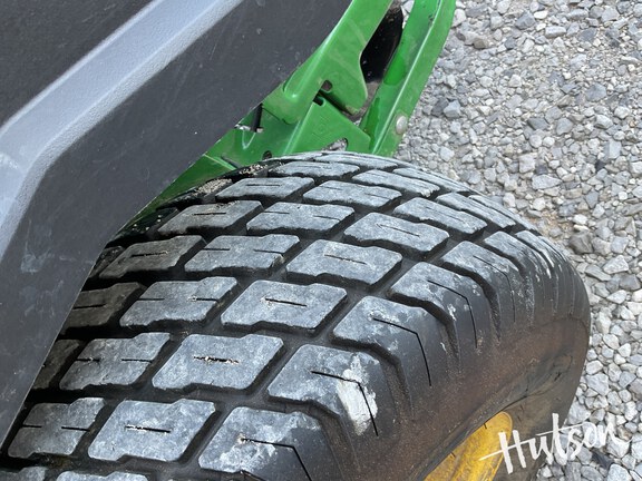 Photo of 2023 John Deere Z515E