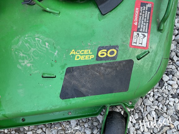 Photo of 2023 John Deere Z515E