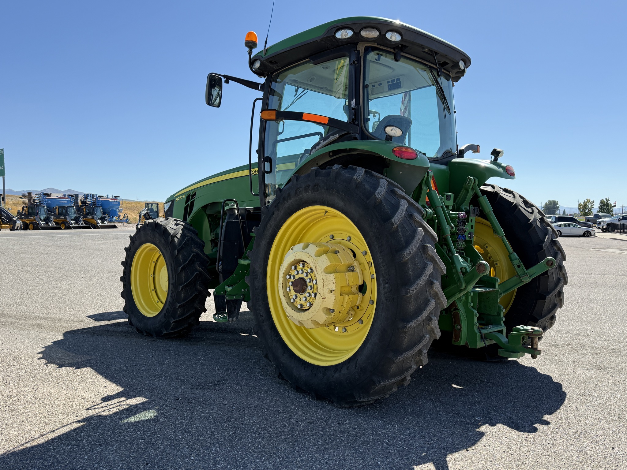 2014 John Deere 8270R Image 3