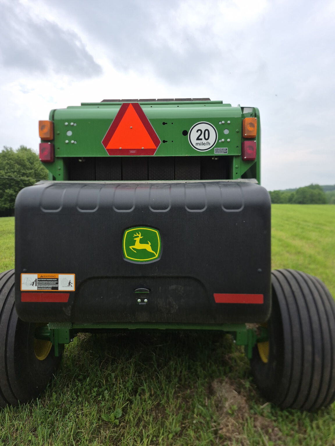 2022 John Deere 450M Image 3